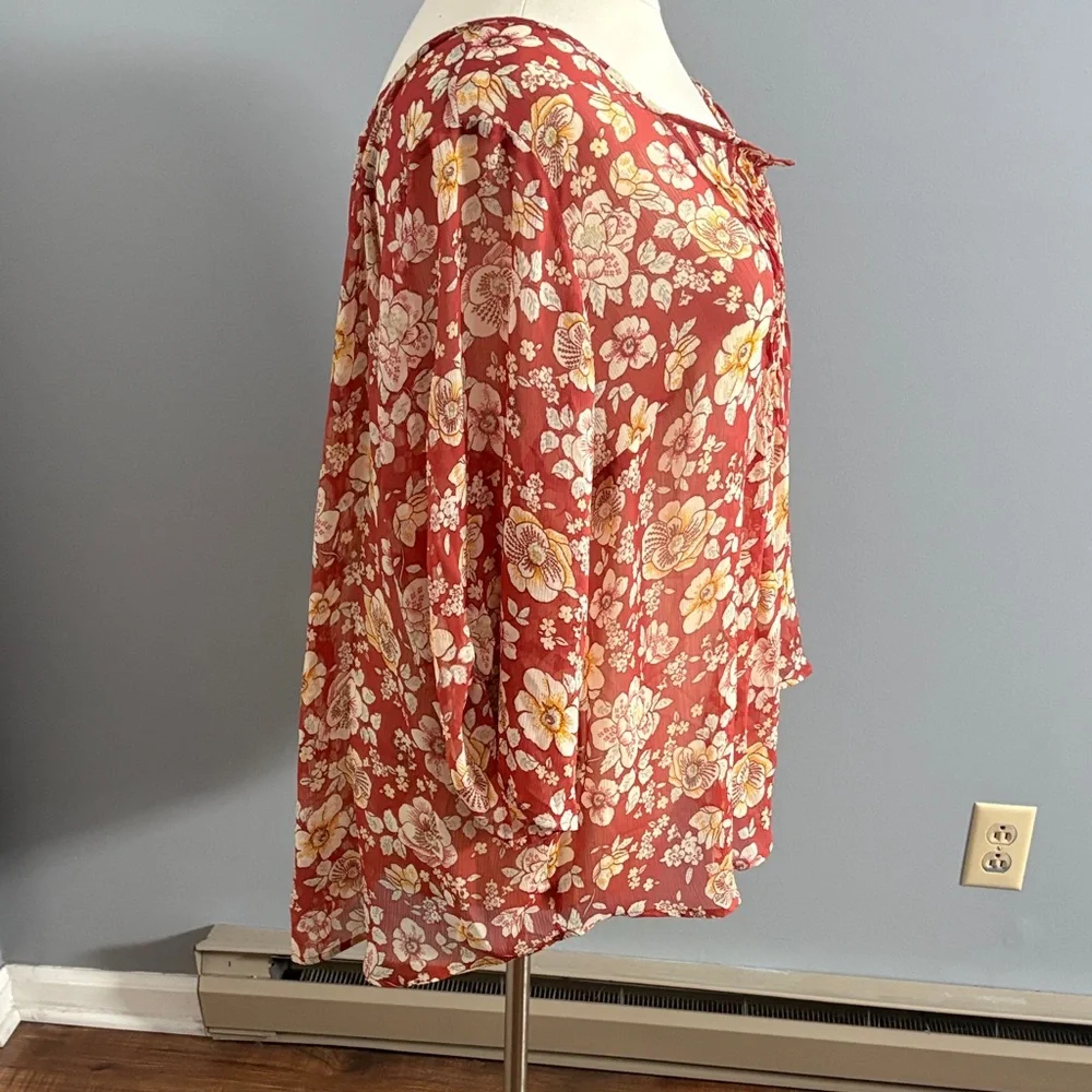 Torrid Floral Print Blouse in Red and Cream - Picture 3 of 7